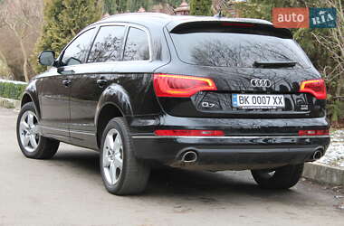 Позашляховик / Кросовер Audi Q7 2014 в Рівному