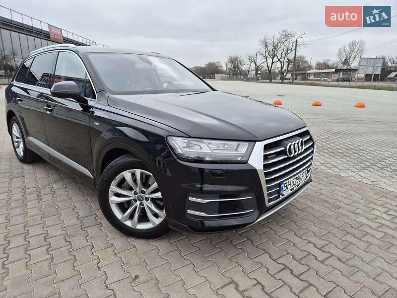 Внедорожник / Кроссовер Audi Q7 2015 в Одессе фото 4 Внедорожник / Кроссовер Audi Q7 2015 в Одессе