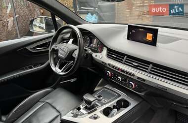 Позашляховик / Кросовер Audi Q7 2016 в Києві