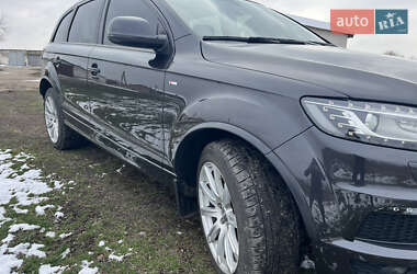Внедорожник / Кроссовер Audi Q7 2014 в 