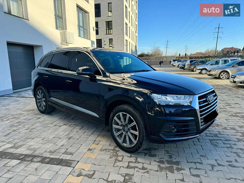 Позашляховик / Кросовер Audi Q7 2016 в Львові