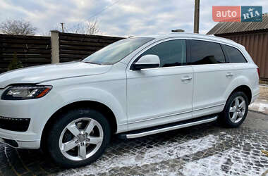 Внедорожник / Кроссовер Audi Q7 2013 в 