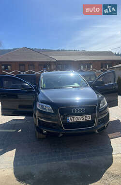 Внедорожник / Кроссовер Audi Q7 2009 в 