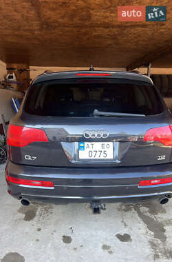 Внедорожник / Кроссовер Audi Q7 2009 в 