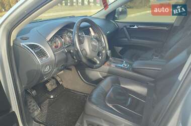Внедорожник / Кроссовер Audi Q7 2007 в 