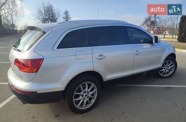 Внедорожник / Кроссовер Audi Q7 2007 в 