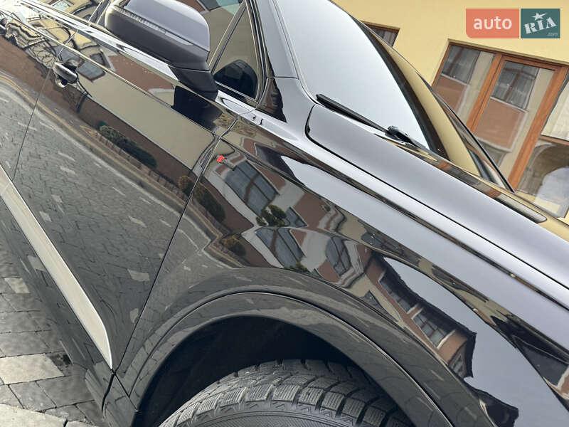 Внедорожник / Кроссовер Audi Q7 2016 в Львове
