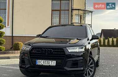 Внедорожник / Кроссовер Audi Q7 2016 в 