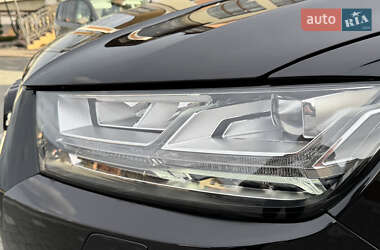 Внедорожник / Кроссовер Audi Q7 2016 в 