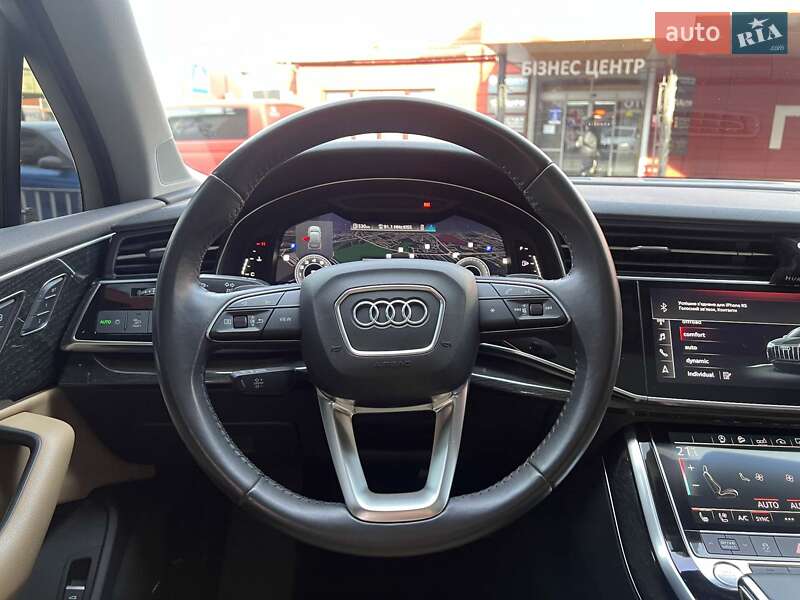 Позашляховик / Кросовер Audi Q7 2020 в Львові
