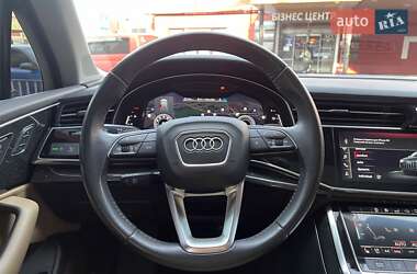 Позашляховик / Кросовер Audi Q7 2020 в Львові