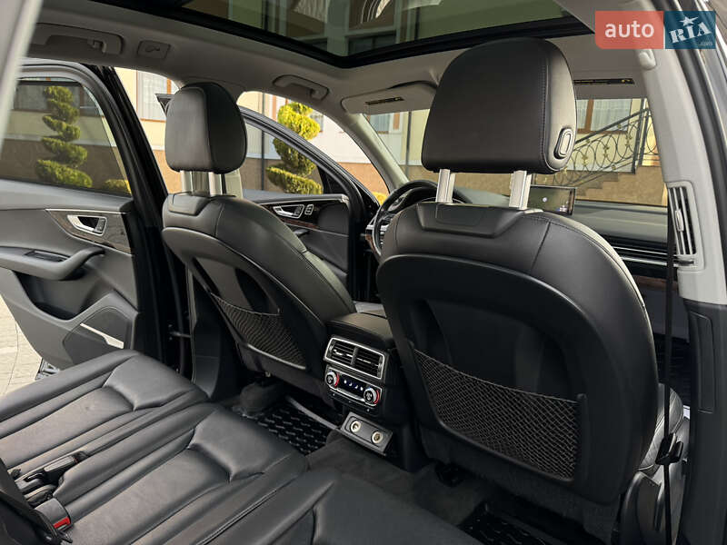 Внедорожник / Кроссовер Audi Q7 2016 в Львове