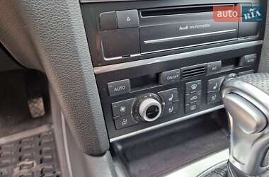 Позашляховик / Кросовер Audi Q7 2013 в 