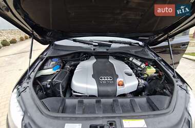 Позашляховик / Кросовер Audi Q7 2013 в 