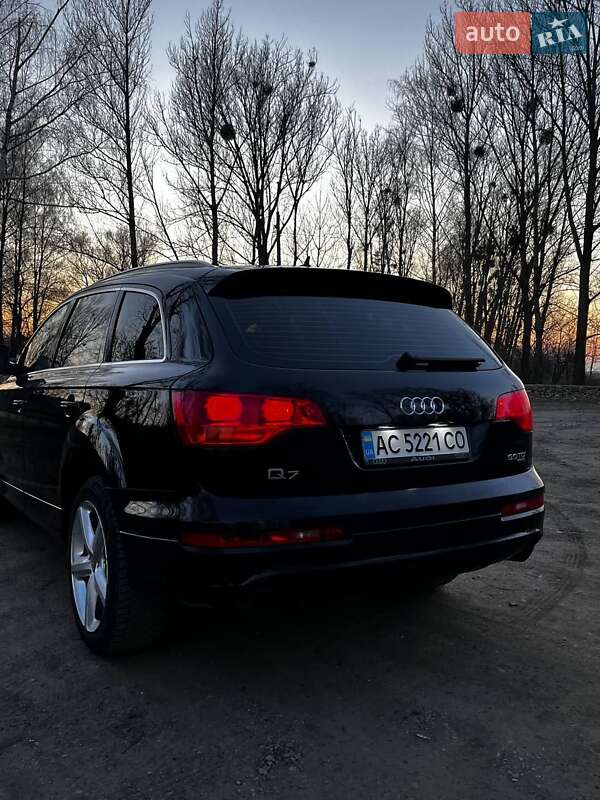 Внедорожник / Кроссовер Audi Q7 2008 в Луцке