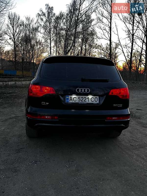 Внедорожник / Кроссовер Audi Q7 2008 в Луцке