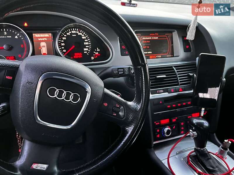 Внедорожник / Кроссовер Audi Q7 2008 в Луцке