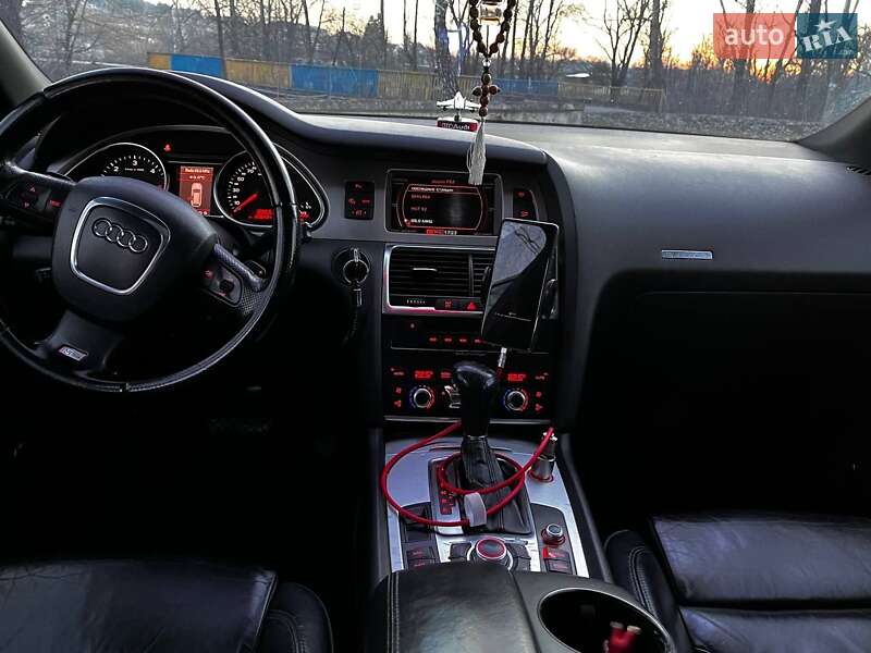 Внедорожник / Кроссовер Audi Q7 2008 в Луцке