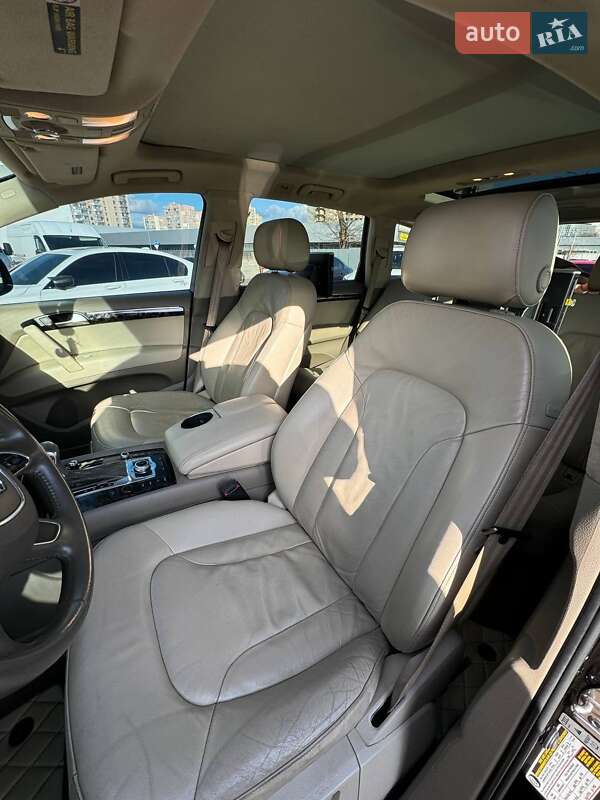 Внедорожник / Кроссовер Audi Q7 2014 в Киеве