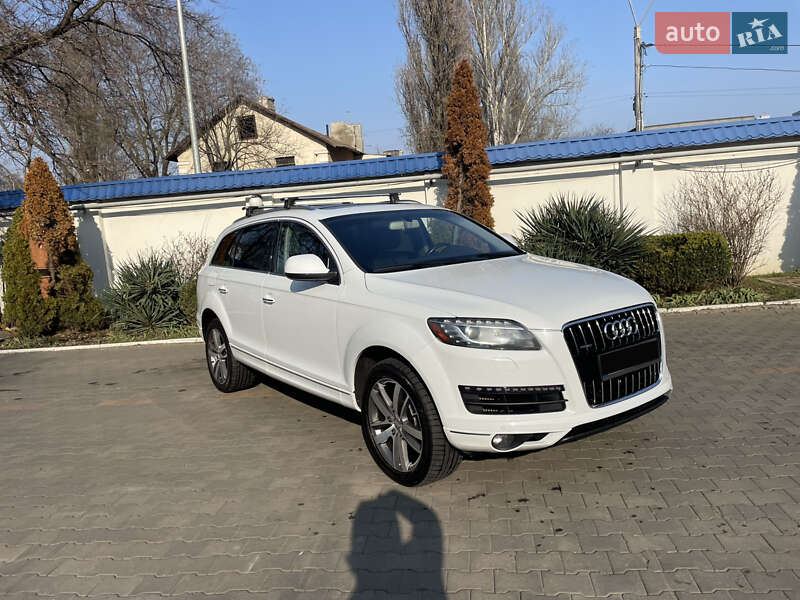 Внедорожник / Кроссовер Audi Q7 2014 в Одессе