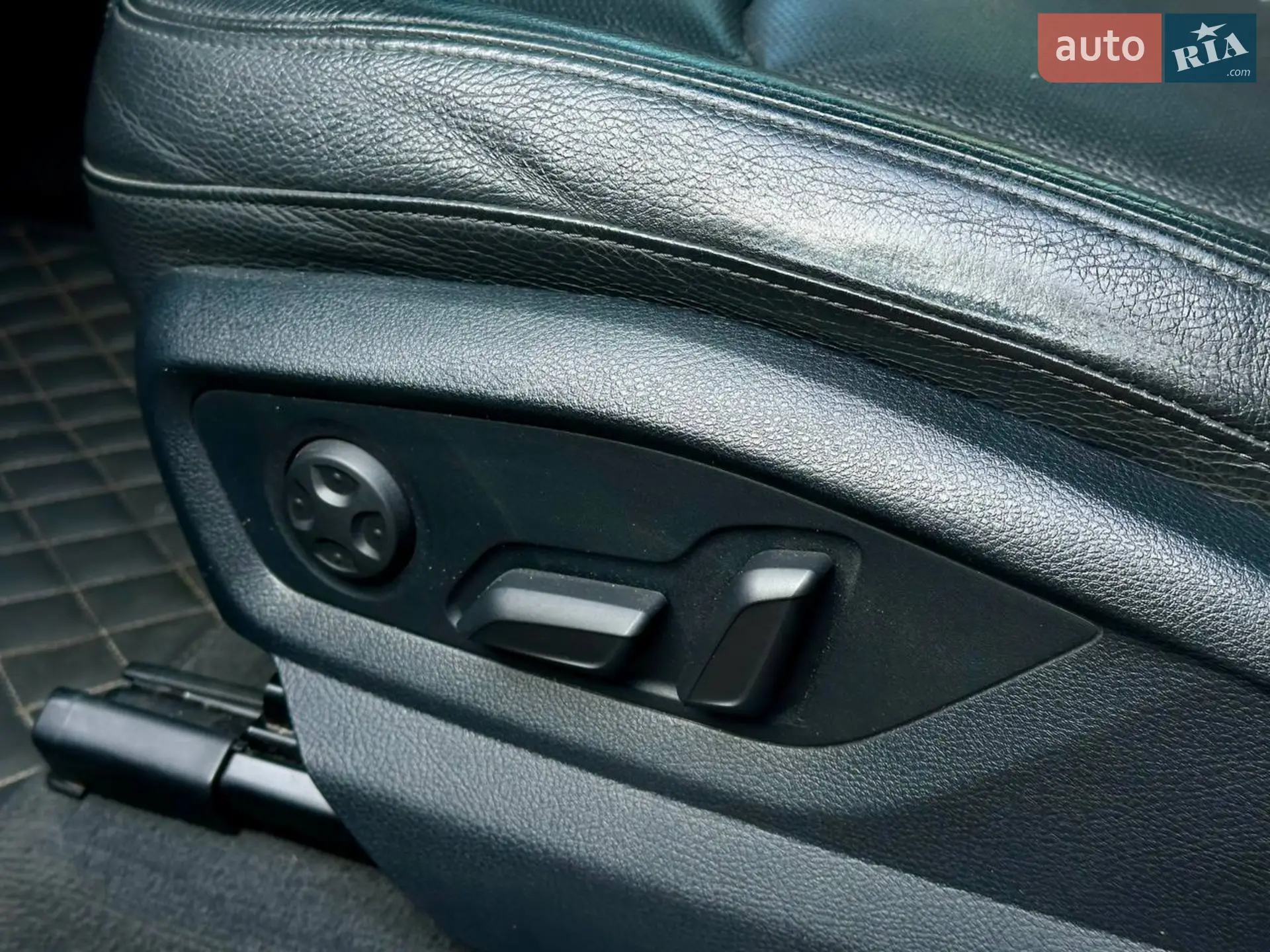2015 Audi Q7 - мініатюра 29