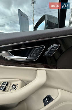 Внедорожник / Кроссовер Audi Q7 2019 в 