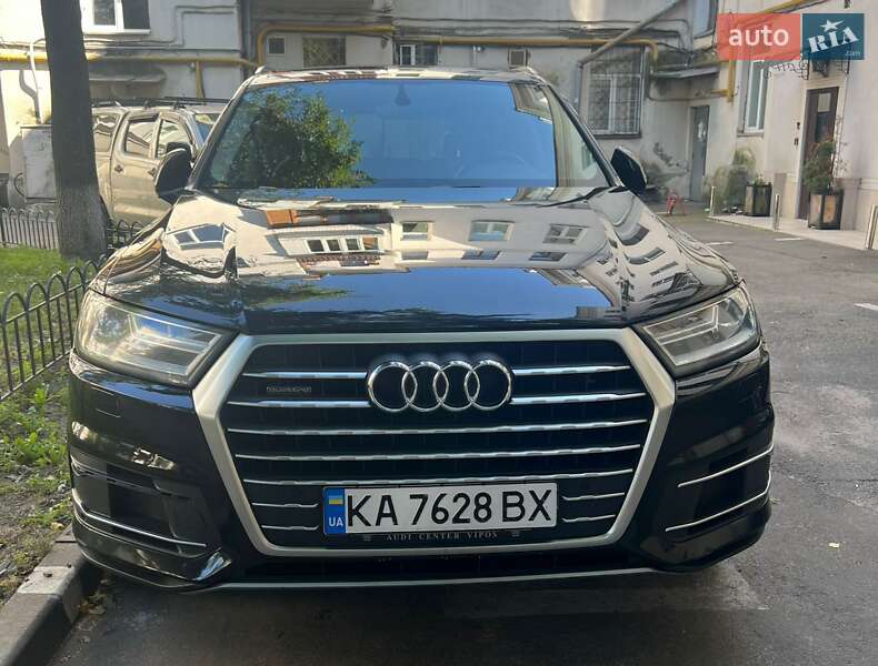 Внедорожник / Кроссовер Audi Q7 2017 в Львове