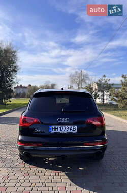 Позашляховик / Кросовер Audi Q7 2011 в Ізмаїлі