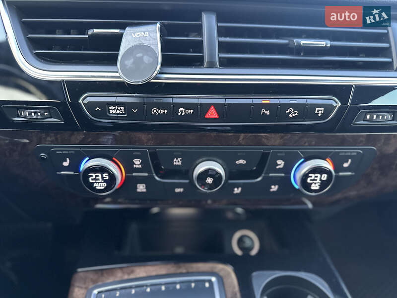 Внедорожник / Кроссовер Audi Q7 2016 в Ровно