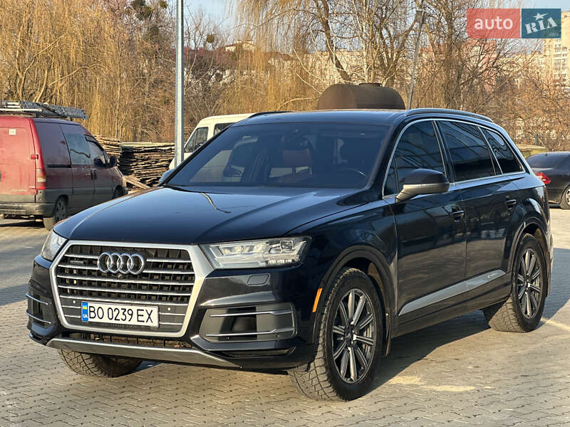 Внедорожник / Кроссовер Audi Q7 2016 в Ровно