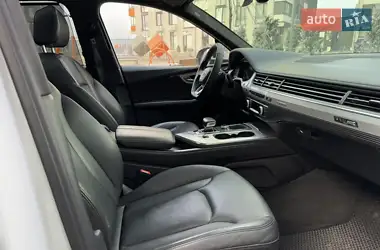 Audi Q7 2016