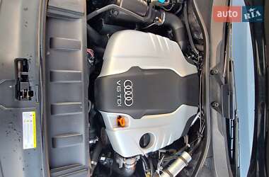 Внедорожник / Кроссовер Audi Q7 2011 в 