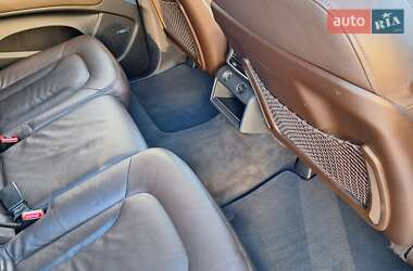 Внедорожник / Кроссовер Audi Q7 2011 в 