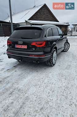 Внедорожник / Кроссовер Audi Q7 2012 в 