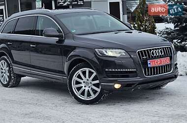 Внедорожник / Кроссовер Audi Q7 2012 в 