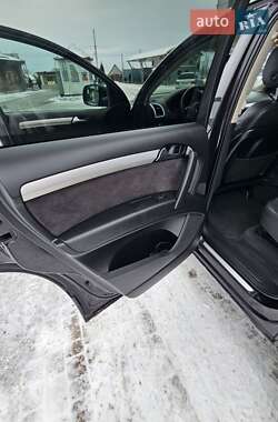 Внедорожник / Кроссовер Audi Q7 2012 в 