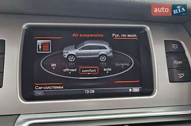 Внедорожник / Кроссовер Audi Q7 2012 в 