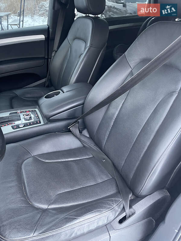 Внедорожник / Кроссовер Audi Q7 2013 в Харькове