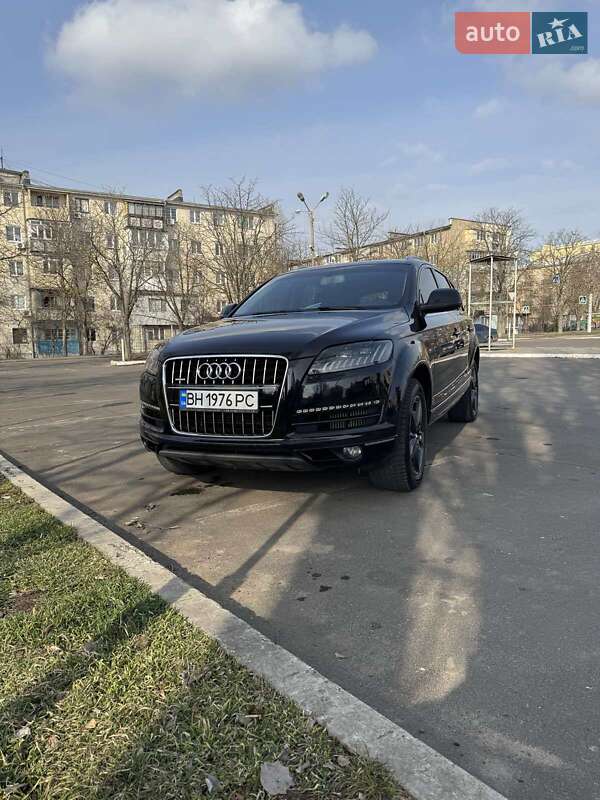 Внедорожник / Кроссовер Audi Q7 2012 в Одессе