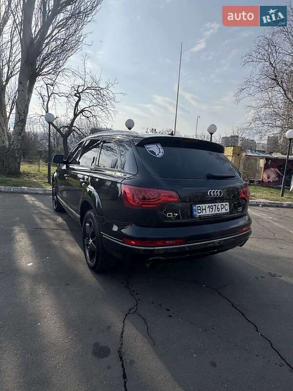 Внедорожник / Кроссовер Audi Q7 2012 в Одессе