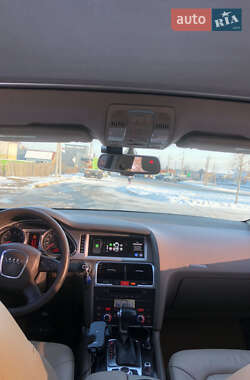 Позашляховик / Кросовер Audi Q7 2007 в 