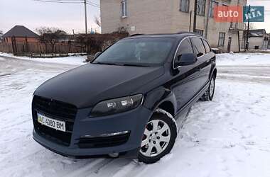 Позашляховик / Кросовер Audi Q7 2007 в Луцьку