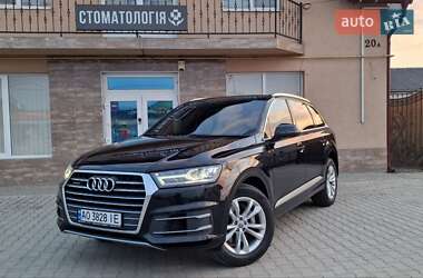 Внедорожник / Кроссовер Audi Q7 2016 в Ужгороде