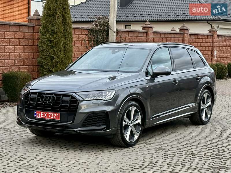 Внедорожник / Кроссовер Audi Q7 2020 в Ровно