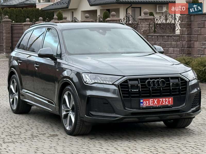 Внедорожник / Кроссовер Audi Q7 2020 в Ровно