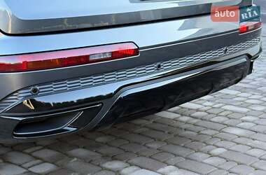 Внедорожник / Кроссовер Audi Q7 2020 в Ровно