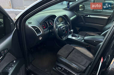 Внедорожник / Кроссовер Audi Q7 2010 в Луцке