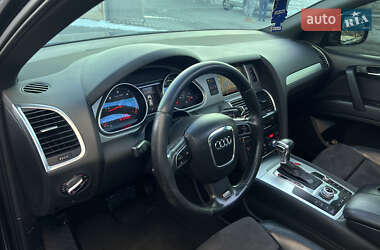 Внедорожник / Кроссовер Audi Q7 2010 в Луцке