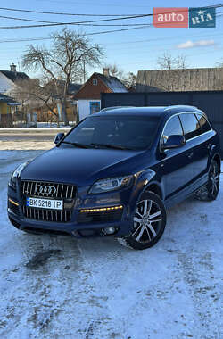 Внедорожник / Кроссовер Audi Q7 2009 в 