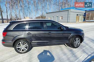 Внедорожник / Кроссовер Audi Q7 2013 в Ромнах